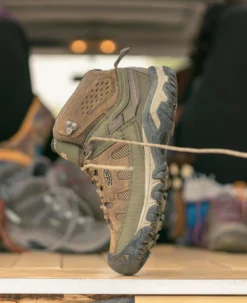 Keen Men's Targhee Vent Mid | Olivia/Bungee Cord 13 Keen Men's Targhee Vent Mid | Olivia/Bungee Cord -Shoes Shop Of Ken MTargheeVentMidLifestylePDPRight