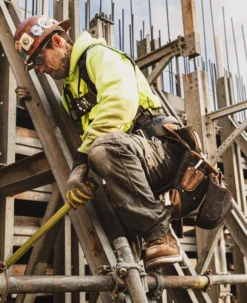 Keen Men's Cincinnati 6" Boot (Soft Toe) | Belgian/Sandshell 13 Keen Men's Cincinnati 6" Boot (Soft Toe) | Belgian/Sandshell -Shoes Shop Of Ken SDD 505 PDP Cincinnati 1025614 Right Image