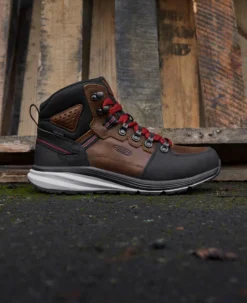 Keen Men's Red Hook Waterproof Boot (Soft Toe) | Tobacco/Black -Shoes Shop Of Ken SDD 604 RedHook 1025618 Right Image